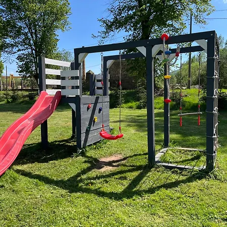 Osada Gorski Potok Tatil Evi Radkow